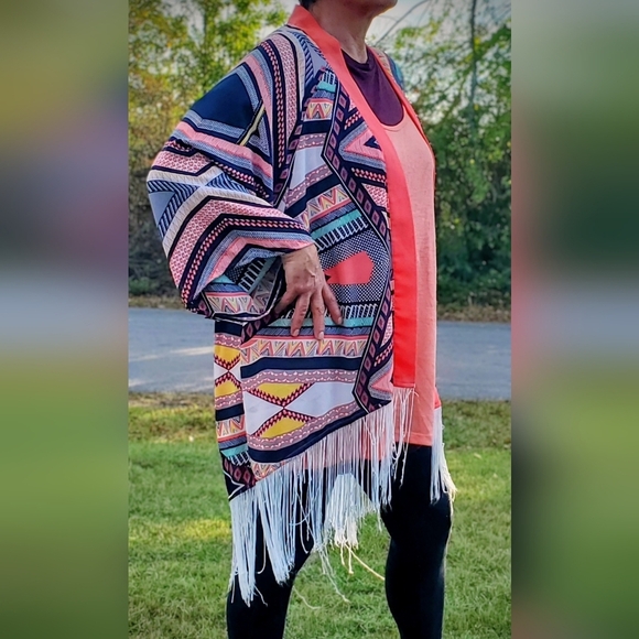 LOT BUNDLE OF 5 Trendy Womens Size 2X TOPS Blouses TUNICS Vibrant Colors SIZE 22 - Picture 7 of 17